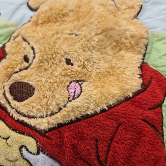 Dinsey Winnie the Pooh Tigger Baby Crib Quilt raised soft print - Picture 2 of 2